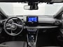 Toyota Yaris 1.5 Hybrid Executive + | Dealer Onderhouden | JBL | Head-Up Display | dodehoek detectie | Parkeersensoren voor+achter | Stoelverwarming | Apple CarPlay/Android auto | Cruise Control Adaptive | Achteruitrijcamera |