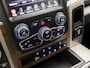 Dodge Ram 5.7 V8 4x4 Quad Cab 6'4 402Pk Automaat (MARGE, SCHUIFDAK, LUCHTVERING, STOELKOELING/VERWARMING, NAVIGATIE, CAMERA, LEDER, MEMORY SEATS, TREEPLANKEN, TREKHAAK, KEYLESS, GETINT GLAS, NIEUWE APK, NIEUWSTAAT)