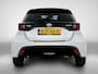 Toyota Yaris 1.5 Hybrid Executive + | BTW voertuig | Dealer onderhouden | Panoramadak | Head-Up Display | Dodehoek detectie | Parkeersensoren voor+achter | Stoelverwarming | Apple CarPlay/Android Auto | Cruise Control Adaptive