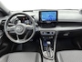 Toyota Yaris 1.5 Hybrid Executive + | BTW voertuig | Dealer onderhouden | Panoramadak | Head-Up Display | Dodehoek detectie | Parkeersensoren voor+achter | Stoelverwarming | Apple CarPlay/Android Auto | Cruise Control Adaptive