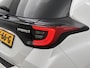 Toyota Yaris 1.5 Hybrid Executive + | BTW voertuig | Dealer onderhouden | Panoramadak | Head-Up Display | Dodehoek detectie | Parkeersensoren voor+achter | Stoelverwarming | Apple CarPlay/Android Auto | Cruise Control Adaptive