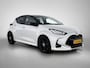 Toyota Yaris 1.5 Hybrid Executive + | BTW voertuig | Dealer onderhouden | Panoramadak | Head-Up Display | Dodehoek detectie | Parkeersensoren voor+achter | Stoelverwarming | Apple CarPlay/Android Auto | Cruise Control Adaptive