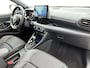 Toyota Yaris 1.5 Hybrid Executive + | BTW voertuig | Dealer onderhouden | Panoramadak | Head-Up Display | Dodehoek detectie | Parkeersensoren voor+achter | Stoelverwarming | Apple CarPlay/Android Auto | Cruise Control Adaptive