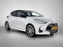 Toyota Yaris 1.5 Hybrid 130 GR SPORT + | BTW voertuig | JBL | Head-Up Display | Dodehoek detectie | Parkeersensoren voor+achter | Stoel+Stuurverwarming | Draadloze telefoonlader | Apple CarPlay/Android Auto | Cruise Control Adapti