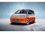 Volkswagen Multivan 1.4 eHybrid 7p Pano HUD Leer Navi Camera ACC Harman Kardon PDC Elektr. bedienbare schuifdeuren Elektr. bedienbare achterklep Stoelverwarming Climate voor & achter Standkachel Akoestisch pakket LM velgen Splinternieuw! BTW auto! SOH: 97,7%