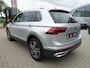 Volkswagen Tiguan 1.4 TSI eHybrid 245pk DSG R-Line Business+ Panodak en 19 INCH LM-Velgen