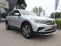 Volkswagen Tiguan 1.4 TSI eHybrid 245pk DSG R-Line Business+ Panodak en 19 INCH LM-Velgen