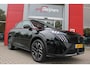 Peugeot 3008 1.2 Hybrid 145PK AUTOMAAT GT | PANORAMA SCHUIF/KANTEL DAK MET CLEAN CABIN | 360° VISION & DRIVE ASSIST PLUS PACK: ANTI DIEFSTAL ALARM MET SUPERVERGRENDELING/VISEOPARK 360° HD CAMERA'S/BUITENSPIEGELS MET KANTELFUNCTIE/DRIVE ASSIST 2.0 (SEMI AUTONOOM RIJDEN)/LANE POSITIONING ASSIST/SEMI AUTOMATED LANE CHANGE ASSIST/REAR CROSS TRAFFIC ALERT/DODEHOEK DETECTIE | ALCANTARA EXECUTIVE INTERIOR: BEKLEDING ALCANTARA/KUNSTLEDER AFGEWERKT MET STIKSELS/AGR BESTUUDERSSTOEL EN PASSAGIERSSTOEL ELEKTRISCH VERSTELBAAR MET GEHEUGENFUNCTIE OP DE BESTUUDERSSTOEL/VERWARMBARE VOORSTOELEN MET MASSAGE FUNCTIE EN VENTILATIE/ACHTERBANK VERWARMBAAR | 19" LICHTMETALEN VELGEN "BREDA" | DRAADLOZE APPLE CARPLAY/ANDROID AUTO | LED MATRIX KOPLAMPEN | ADAPTIVE CRUISE CONTROL | PARKEERHULP VOOR + ACHTER | 21" GEBOGEN ZWEVEND HD SCHERM | SFEER VERLICHTING | HANDSFREE ACHTERKLEP BEDIENING | VERWARMBAAR STUURWIEL | NAVIGATIE |