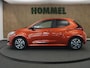 Toyota Yaris 1.5 Hybrid EXECUTIVE - APPLE CARPLAY/ANDROID AUTO - ADAPTIEVE CRUISE CONTROL - NAVIGATIESYSTEEM FULL MAP - ACHTERUITRIJCAMERA - KEYLESS ENTRY - KEYLESS START - PARKEERSENSOREN VOOR & ACHTER - AUTOMATISCHE AIRCO - 16" LICHTMETALEN VELGEN - STOEL & STUUR VERWARMING - HEAD UP DISPLAY