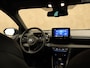 Toyota Yaris 1.5 Hybrid EXECUTIVE - APPLE CARPLAY/ANDROID AUTO - ADAPTIEVE CRUISE CONTROL - NAVIGATIESYSTEEM FULL MAP - ACHTERUITRIJCAMERA - KEYLESS ENTRY - KEYLESS START - PARKEERSENSOREN VOOR & ACHTER - AUTOMATISCHE AIRCO - 16" LICHTMETALEN VELGEN - STOEL & STUUR VERWARMING - HEAD UP DISPLAY