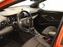Toyota Yaris 1.5 Hybrid EXECUTIVE - APPLE CARPLAY/ANDROID AUTO - ADAPTIEVE CRUISE CONTROL - NAVIGATIESYSTEEM FULL MAP - ACHTERUITRIJCAMERA - KEYLESS ENTRY - KEYLESS START - PARKEERSENSOREN VOOR & ACHTER - AUTOMATISCHE AIRCO - 16" LICHTMETALEN VELGEN - STOEL & STUUR VERWARMING - HEAD UP DISPLAY