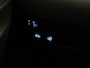 Toyota Yaris 1.5 Hybrid EXECUTIVE - APPLE CARPLAY/ANDROID AUTO - ADAPTIEVE CRUISE CONTROL - NAVIGATIESYSTEEM FULL MAP - ACHTERUITRIJCAMERA - KEYLESS ENTRY - KEYLESS START - PARKEERSENSOREN VOOR & ACHTER - AUTOMATISCHE AIRCO - 16" LICHTMETALEN VELGEN - STOEL & STUUR VERWARMING - HEAD UP DISPLAY