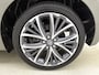 Toyota Yaris 1.5 Hybrid Style + | Dealer onderhouden | Lichte kleur half lederen interieur | Stoelverwarming | Climate Control | Cruise Control Adaptive | achteruitrijcamera |
