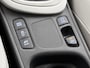 Toyota Yaris 1.5 Hybrid Style + | Dealer onderhouden | Lichte kleur half lederen interieur | Stoelverwarming | Climate Control | Cruise Control Adaptive | achteruitrijcamera |