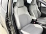 Toyota Yaris 1.5 Hybrid Style + | Dealer onderhouden | Lichte kleur half lederen interieur | Stoelverwarming | Climate Control | Cruise Control Adaptive | achteruitrijcamera |