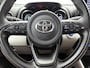 Toyota Yaris 1.5 Hybrid Style + | Dealer onderhouden | Lichte kleur half lederen interieur | Stoelverwarming | Climate Control | Cruise Control Adaptive | achteruitrijcamera |