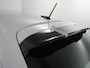 Peugeot 208 Style | Dashboard en deurpanelen in kunststof met carboneffect | Ecoled koplampen | Elektrisch verstelbare en verwarmbare buitenspiegels