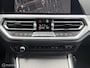 BMW 3-Serie Touring 330i M Sport Panodak Leer Navi HUD Harman Kardon Trekhaak NL Auto