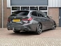 BMW 3-Serie Touring 330i M Sport Panodak Leer Navi HUD Harman Kardon Trekhaak NL Auto