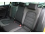 Volkswagen Golf 1.5 TSI Highline 150PK / 110kW DSG, Apple Carplay & Android Auto, LED koplampen, LED achterlichten met dynamische richtingaanwijzers, elektrisch verstel-, verwarm- en inklapbare buitenspiegels (spiegelpakket), draadloze telefoonlader, discover pro navigatie, parkeersensoren voor en achter (PDC), privacy glas, adaptieve cruise control (ACC), 2-zone climatronic, licht- en regensensor etc.