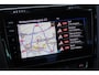 Volkswagen Golf 1.5 TSI Highline 150PK / 110kW DSG, Apple Carplay & Android Auto, LED koplampen, LED achterlichten met dynamische richtingaanwijzers, elektrisch verstel-, verwarm- en inklapbare buitenspiegels (spiegelpakket), draadloze telefoonlader, discover pro navigatie, parkeersensoren voor en achter (PDC), privacy glas, adaptieve cruise control (ACC), 2-zone climatronic, licht- en regensensor etc.