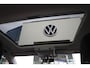 Volkswagen Golf 1.5 TSI Highline 150PK / 110kW DSG, Apple Carplay & Android Auto, LED koplampen, LED achterlichten met dynamische richtingaanwijzers, elektrisch verstel-, verwarm- en inklapbare buitenspiegels (spiegelpakket), draadloze telefoonlader, discover pro navigatie, parkeersensoren voor en achter (PDC), privacy glas, adaptieve cruise control (ACC), 2-zone climatronic, licht- en regensensor etc.