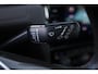 Volkswagen Golf 1.5 TSI Highline 150PK / 110kW DSG, Apple Carplay & Android Auto, LED koplampen, LED achterlichten met dynamische richtingaanwijzers, elektrisch verstel-, verwarm- en inklapbare buitenspiegels (spiegelpakket), draadloze telefoonlader, discover pro navigatie, parkeersensoren voor en achter (PDC), privacy glas, adaptieve cruise control (ACC), 2-zone climatronic, licht- en regensensor etc.