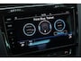 Volkswagen Golf 1.5 TSI Highline 150PK / 110kW DSG, Apple Carplay & Android Auto, LED koplampen, LED achterlichten met dynamische richtingaanwijzers, elektrisch verstel-, verwarm- en inklapbare buitenspiegels (spiegelpakket), draadloze telefoonlader, discover pro navigatie, parkeersensoren voor en achter (PDC), privacy glas, adaptieve cruise control (ACC), 2-zone climatronic, licht- en regensensor etc.