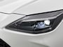 Toyota Yaris Cross 1.5 Hybrid Dynamic + Limited | Parkeersensoren voor+achter | Stoelverwarming | Buitenspiegels elektrisch inklapbaar | Navigatie | Apple CarPlay/Android Auto | Cruise Control Adaptive |