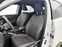 Toyota Yaris Cross 1.5 Hybrid Dynamic + Limited | Parkeersensoren voor+achter | Stoelverwarming | Buitenspiegels elektrisch inklapbaar | Navigatie | Apple CarPlay/Android Auto | Cruise Control Adaptive |