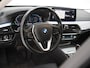 BMW 5-Serie Touring 530e | Leder | Trekhaak | Keyless | Camera | Sfeerlicht | Dodehoek | Cruise | Carplay