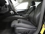 BMW 5-Serie Touring 530e | Leder | Trekhaak | Keyless | Camera | Sfeerlicht | Dodehoek | Cruise | Carplay