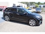 Kia Niro EV e-Niro ExecutiveLine 64 kWh Verwarmbare & geventileerde voorstoelen/Verwarmbaar stuurwiel/Achteruitrijcamera/JBL audio/Apple carplay/Elektrisch verstelbare voorstoel/Lane assist/Dodehoek assistent/parkeersensoren rondom