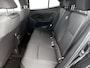 Toyota Yaris Cross 1.5 Hybrid 115 First Edition + | BTW Voertuig | Stoel+stuurverwarming | Draadloze telefoonlader | Apple CarPlay/Android Auto | Climate Control | Cruise Control Adaptive | Achteruitrijcamera |
