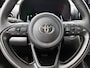 Toyota Yaris Cross 1.5 Hybrid 115 First Edition + | BTW Voertuig | Stoel+stuurverwarming | Draadloze telefoonlader | Apple CarPlay/Android Auto | Climate Control | Cruise Control Adaptive | Achteruitrijcamera |