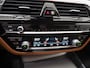 BMW 5-Serie Touring 520e | Leder | HUD | Adaptive Cruise | 360 | Dodehoek | Sfeerlicht | Stoelverwarming