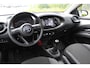 Toyota Aygo X 1.0 VVT-i MT first | Rijklaar | Stoelverw. | Clima | LED | Apple/Android | Privacy glass | LM-velgen | Dealer onderhouden