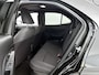 Toyota Yaris Cross 1.5 Hybrid 115 First Edition Comfort Pack | BTW voertuig | Dodehoek detectie | Stoel+stuurverwarming | Parkeersensoren voor+achter | Draadloze telefoonlader | Apple CarPlay/Android Auto | Cruise Control Adaptive |