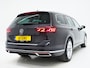 Volkswagen Passat Variant 1.4 TSI PHEV GTE | Panoramadak | Leder/Alcantara | Trekhaak | Massage | 360 | Sfeerlicht | Keyless