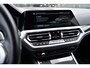 BMW 3-Serie 320e M-sport Dravitgrijs Schuifdak Carbon 19-inch Camera Stoelverwarming