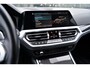 BMW 3-Serie 320e M-sport Dravitgrijs Schuifdak Carbon 19-inch Camera Stoelverwarming