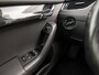Skoda Octavia Combi 1.4 TSI Sport 150Pk Automaat (APPLE CARPLAY, GROOT NAVI, CLIMATE, STOELVERWARMING, SPORTSTOELEN, GETINT GLAS, PARKEERSENSOREN, CRUISE, NIEUWSTAAT)