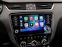 Skoda Octavia Combi 1.4 TSI Sport 150Pk Automaat (APPLE CARPLAY, GROOT NAVI, CLIMATE, STOELVERWARMING, SPORTSTOELEN, GETINT GLAS, PARKEERSENSOREN, CRUISE, NIEUWSTAAT)