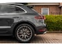 Porsche Macan 3.0 S 340 PK Sportchrono Luchtvering Pano Matrix LED Memory Sportuitlaat BOSE 20''