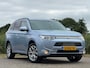 Mitsubishi Outlander 2.0 PHEV Instyle Plus - Cool Silver - Trekhaak/Camera/Compleet gedocumenteerd