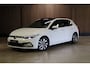 Volkswagen Golf 2.0 TDI Active |Pano|IQ Light|Stoel verw.|360 cam|Apple carplay|2022|HeadUp|Keyless|Trekhaak|Adaptive Cruise|