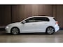 Volkswagen Golf 2.0 TDI Active |Pano|IQ Light|Stoel verw.|360 cam|Apple carplay|2022|HeadUp|Keyless|Trekhaak|Adaptive Cruise|