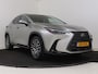 Lexus NX 450h+ AWD Luxury Line | Dealer Onderhouden | Memory Seats | Stoel+stuurverwarming| Stoelventilatie | 360 camera | Blind Spot Monitor | Elektrische Achterklep |