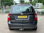Kia Carens 2.0 CVVT X-Ecutive Airco Navi trekhaak