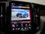Volvo XC60 T6 PHEV Plus Dark Aut. | PANO-SCHUIFDAK | LEER | STOEL-STUURWIELVERWARMING | CAMERA | NAVIGATIE
